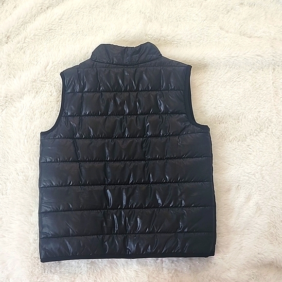 New Calvin Klein Boys Puff Vest - Picture 2 of 3